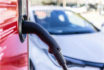 E-Auto an der Ladestation