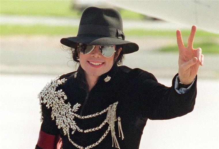 Der US-amerikanische Megastar Michael Jackson bei einem Auftritt im Mai 1997. Er starb am 25. Juni 2009 im Alter von 50 Jahren.