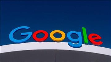 Der US-Konzern tritt mit den Gemini-Erweiterungen vor allem gegen die KI-Funktion „Co-Pilot“ von Microsoft an, die ebenfalls eine Verknüpfung mit Office-Dokumenten und anderen persönlichen Datenbeständen ermöglicht.