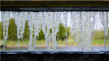Der viele Regen im vergangenen Winter hat den Grundwasserständen in Niedersachsen gut getan. (Archivbild)