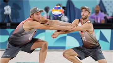 Der Volleyball kann Erfolge vorweisen: Das Beach-Duo Ehlers/Wickler holte in Paris Silber.