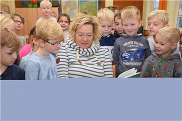 Der Vorlesetag in Nordenham kam gut an. Foto: Kühnemuth