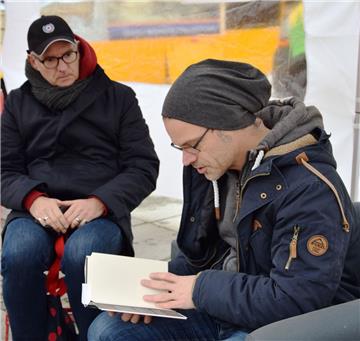 Der Vorlesetag in Nordenham kam gut an. Foto: Reim