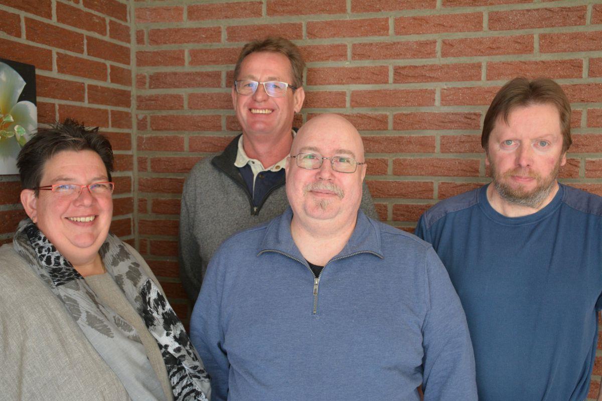 Bürgerverein in Tossens steht vor dem Aus Der Vorstand des Bürgervereins Tossens mit (von links) Sabine und Willi Wilcke, Thomas Dzillum und Bernd Bultmann tritt geschlossen zurück.