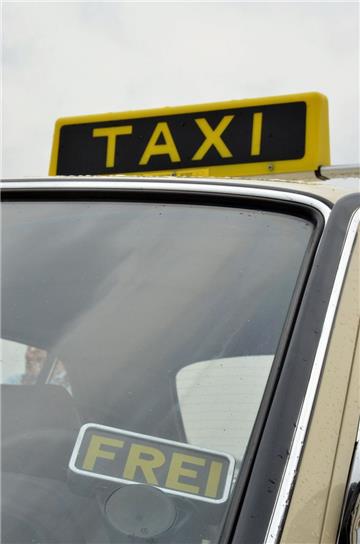 Der W123 war früher oft als Taxi unterwegs.
