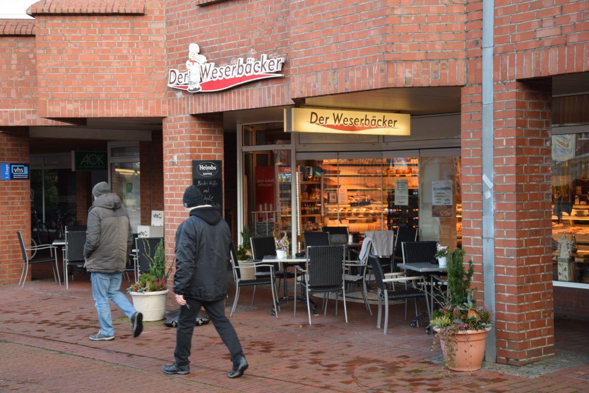 Weserbäcker-Insolvenz: Anwälte sehen gute Chancen Der Weserbäcker hat einen Insolvenzantrag gestellt. In Nordenham betreibt das Unternehmen zwei Filialen. Im Mai 2017 hatte es die Bäckerei Harries am Nordenhamer Marktplatz übernommen.