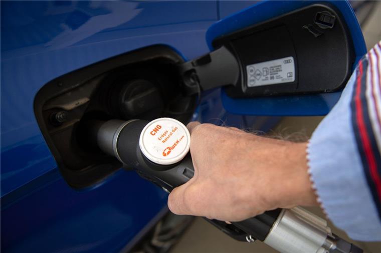 Immer weniger Gasautos im Cuxland Der Zapfhahn einer Erdgastanksäule.