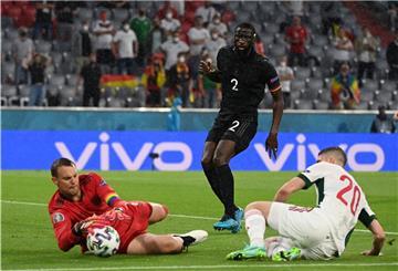 Deutschland rettet sich ins Achtelfinale.