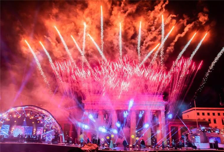 Deutschlands größte Silvesterparty in Berlin am Brandenburger Tor war lange Tradition.