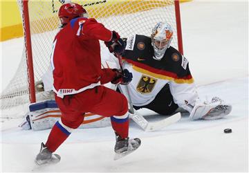 Deutschlands Torhüter Thomas Greiss zeigte gegen Russland ein tolles Spiel. Foto Ilnitsky/dpa