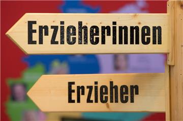 Die 17 Erzieherinnen können zumindest 2020 weiter an den Grundschulen in Bremerhaven bleiben. 