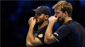 Die Absprachen klappen: Tim Pütz (l) und Kevin Krawietz (r) stehen beim Saisonfinale im Halbfinale.