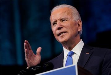 USA, Wilmington: Joe Biden, Gewählter Präsident (President-elect) der USA, spricht im Queen-Theater, nachdem er von den Wahlleuten zum Präsidenten gewählt wurde. 