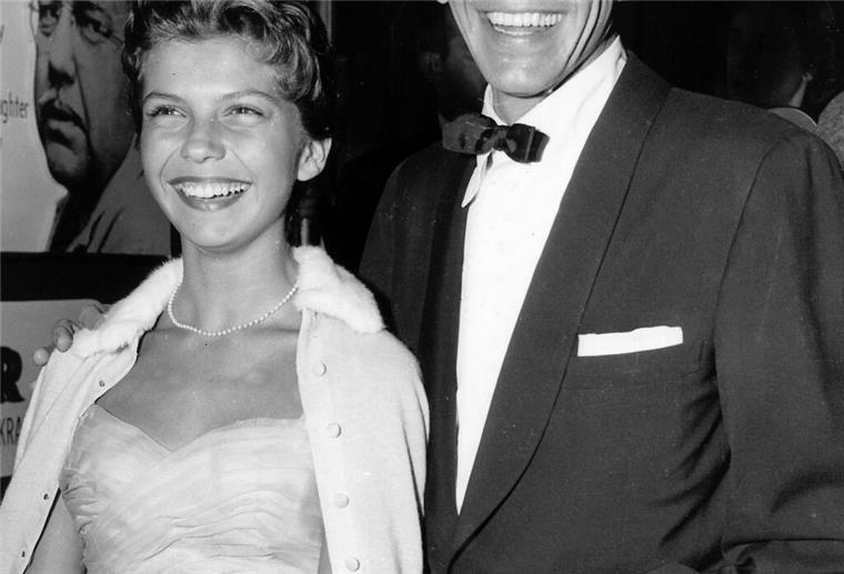 Die älteste Tochter von Frank Sinatra nahm mit ihrem Vater Songs auf. (Archivbild) 