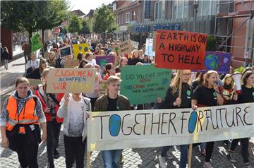 Die Aktivisten von Fridays for Future (hier bei einer Demo in Zeven) bekommen Unterstützung von Erwachsenen. Die wollen eine Parents-for-Future-Gruppe gründen. 