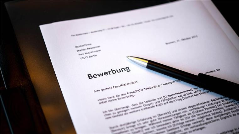 Unternehmen offen für Bewerbungen mit KI Die Akzeptanz für KI in einer Bewerbung ist groß.