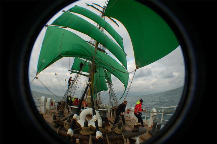 Die „Alexander von Humboldt II“ nimmt im kommenden Jahr an der Großsegler-Regatta von Halifax (Kanada) durch den Nordatlantik nach Le Havre (Frankreich) teil. In den kanadischen Häfen wird die „Lady in Grün“ bei den Seglerparaden das Flaggschiff sein.