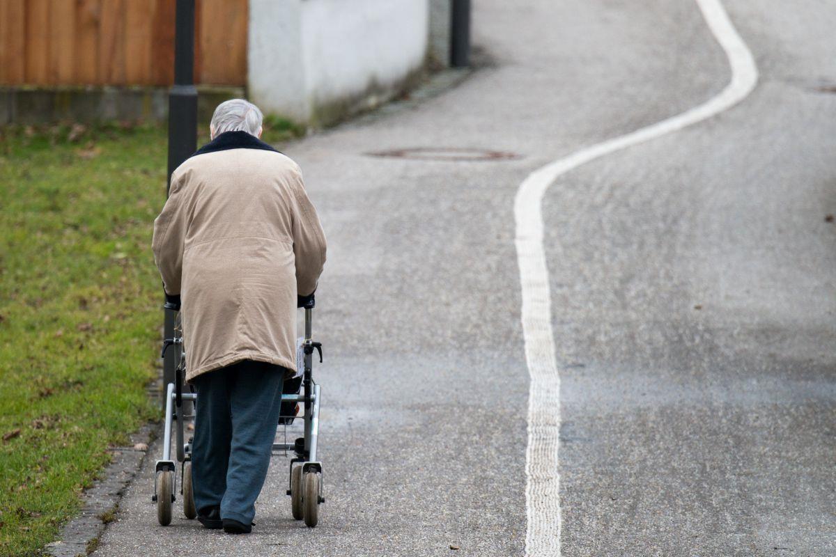 DGB-Untersuchung: Gefahr der Altersarmut steigt im Land Bremen Die Altersarmut in Niedersachsen un im Land Bremen betrifft immer mehr Rentner.