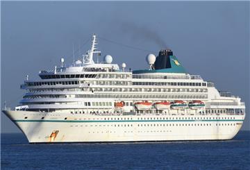 Kreuzfahrtschiff Amera auf Wasser