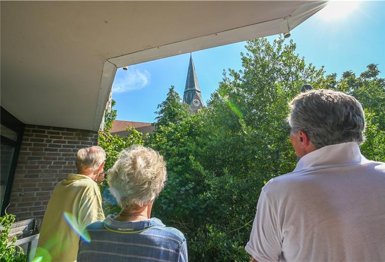 Bad Bederkesa: Spendensammlung sorgt für Ärger Die Anwohner der Bederkesaer Kirche sind unterschiedlicher Meinung zum Klang des Glockenturmes. Diese finden ihn nicht so toll.