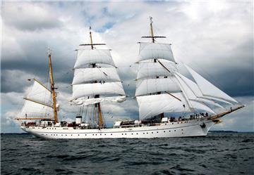Die Arbeiten an der "Gorch Fock" können zunächst wohl fortgesetzt werden.