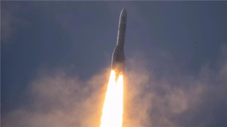 Trotz fehlender Zündung: Ariane-Flug für Experte erfolgreich Die Ariane 6 ist erfolgreich gestartet.