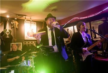 Die Band Blancke(r) Sound präsentiert groovende Soul-Titel im Moskito.
