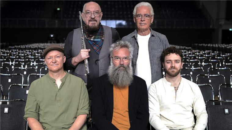 Jethro Tull: Denk nicht lange darüber nach - zieh es durch! Die Band Jethro Tull veröffentlicht ein neues Album.
