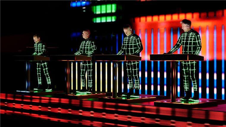 Die Band Kraftwerk startet eine neue Europa-Tournee. (Archivbild)