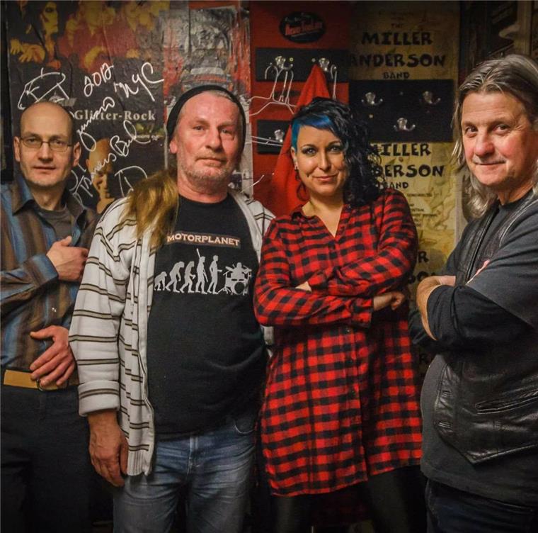 Die Band Motorplanet tritt mit handgemachter Rockmusik am Freitagabend auf dem Straßenfest in der Alten Bürger auf. 