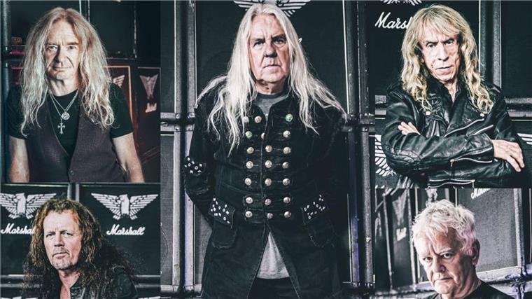 Die Band Saxon mit Leadsänger Biff Byford (M) bringt das Album „Hell, Fire And Damnation“ neu auf den Markt.