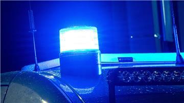 Die Beamten verhinderten laut dem Polizeichef lebensbedrohliche Verletzungen bei dem Opfer. (Symbolbild)