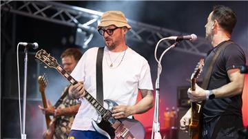 Die Beatsteaks zählen neben Bands wie Die Ärzte oder Die Toten Hosen zu den erfolgreichsten Vertretern von Punkrock in Deutschland (Archivbild).