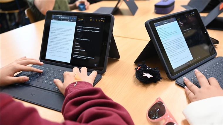 Wie Künstliche Intelligenz die Schule verändert Die Bedeutung von Künstlicher Intelligenz in der Schule wächst. (Archivbild)