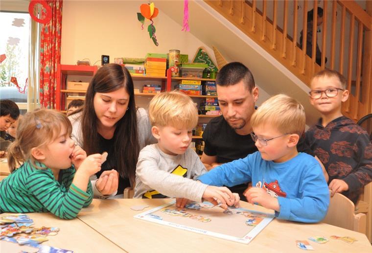 Wesermarsch: Spanische Fachkräfte arbeiten in Nordenhamer Kitas Laura Huélamo und Alberto Cubria arbeiten seit dem Frühjahr als Sozialpädagogische Assistenten in Nordenhamer Kindergärten