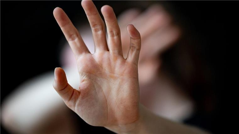 Die Beratungen für Betroffene von sexueller Belästigung und Gewalt haben sich laut Expertinnen und Experten seit letztem Jahr verdoppelt.