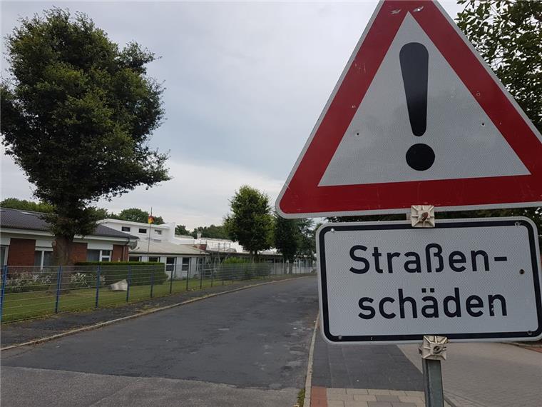 Die Braunstraße in Grünhöfe ist eine der größten Buckelpisten in Bremerhaven.