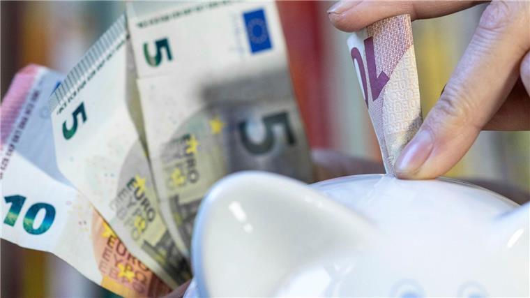 „Nicht gerade einfach“ - Die Sparpläne der Bremer Koalition Die Bremer Koalition hat sich auf ein umfassendes Sparprogramm geeinigt. (Symbolbild)