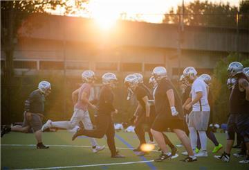 Die Bremerhaven Seahawks bereiten sich auf das Heimspiel gegen die Salzgitter Steelers vor. Der Verbandsliga-Tabellenführer freut sich auf das erste Duell im Nordseestadion seit knapp drei Monaten.