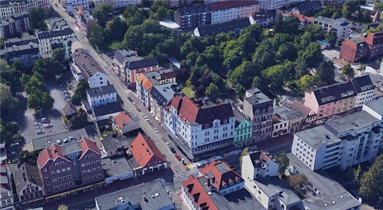Die Bremerhavener Polizei hat nach einer Messerattacke in Lehe eine Mordkommission eingerichtet.