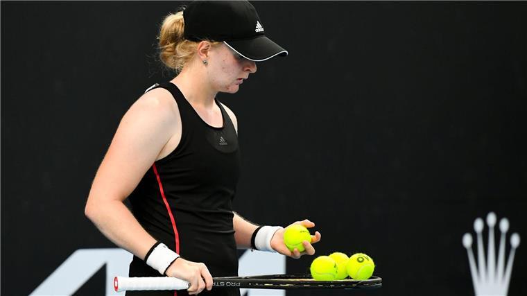 Britische Tennisspielerin kollabiert auf dem Platz Die Britin Jones kollabierte in Kolumbien.