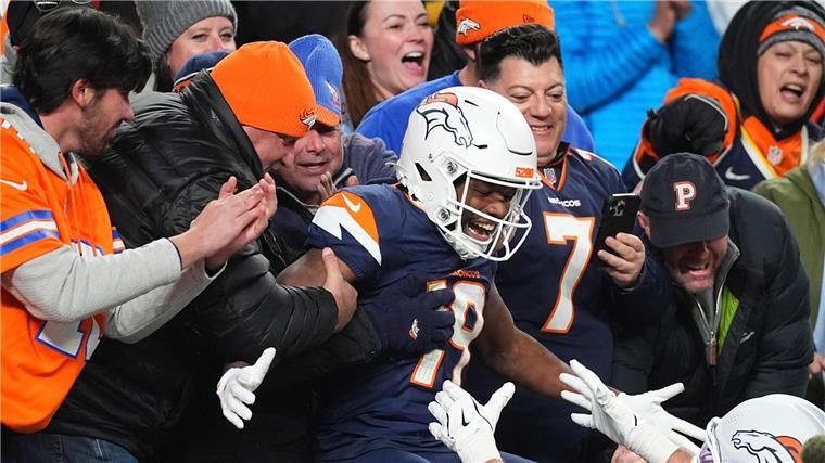 Broncos halten Playoff-Kurs in NFL mit Sieg gegen Browns Die Broncos-Fans hatten am meisten Grund zum Jubeln.