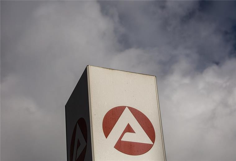 Die Bundesagentur für Arbeit hat die neuen Arbeitsmarktzahlen für Bremerhaven bekannt gegeben.
