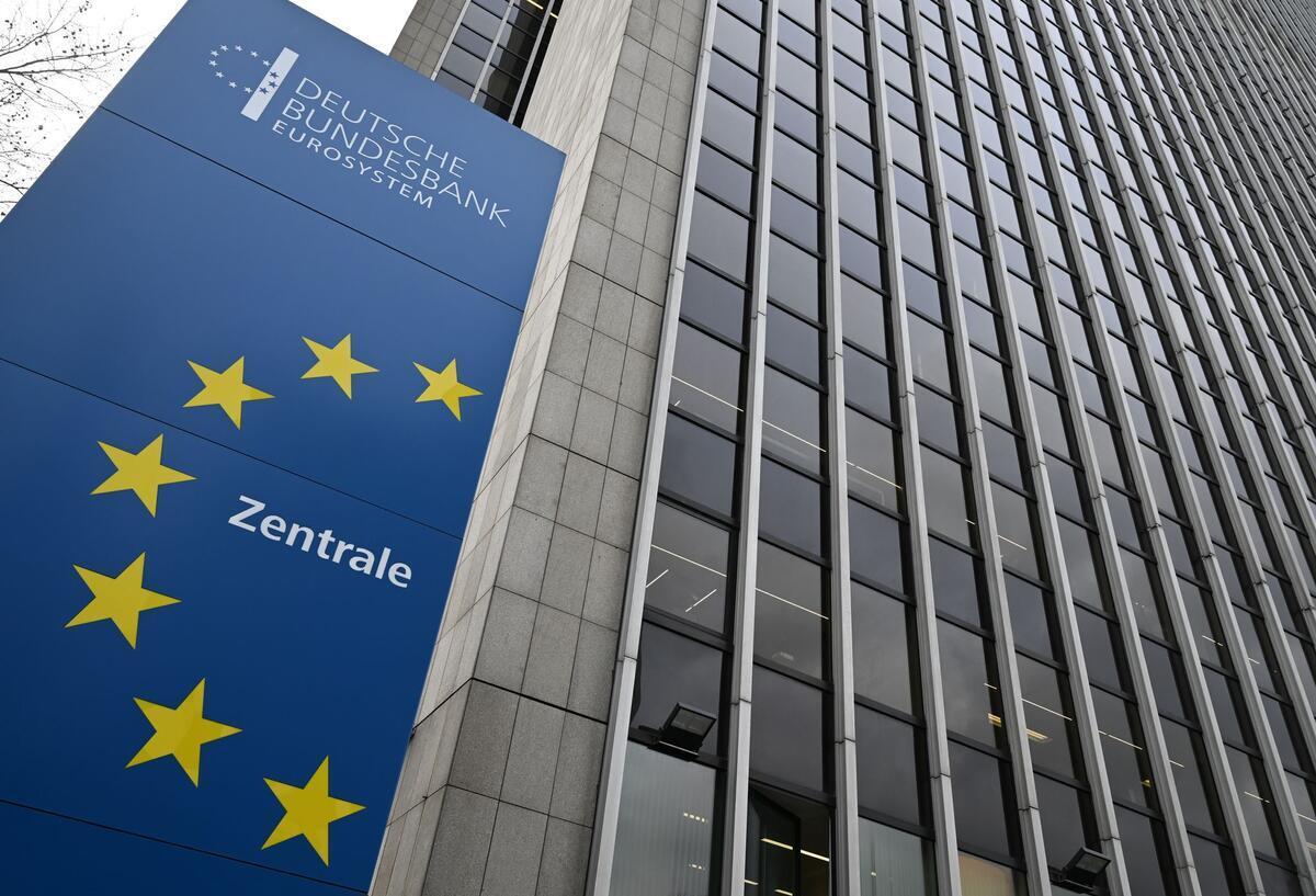 Bundesbank streicht Bezahl-Methode – was Verbraucher jetzt wissen müssen Die Fassade der Deutschen Bundesbank in Frankfurt am Main.