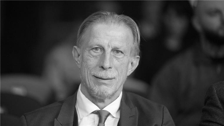 Bundesliga nimmt Abschied vom „Pionier des modernen Spiels“ Die Bundesliga nimmt Abschied von Christoph Daum.