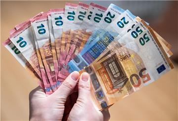 Das Bürgergeld soll Menschen helfen. Doch es kommt immer wieder zu Missbrauch. Die Bundesregierung hat für das Jahr 2025 eine Verschärfung der Sanktionen für Bürgergeld-Empfänger beschlossen. 