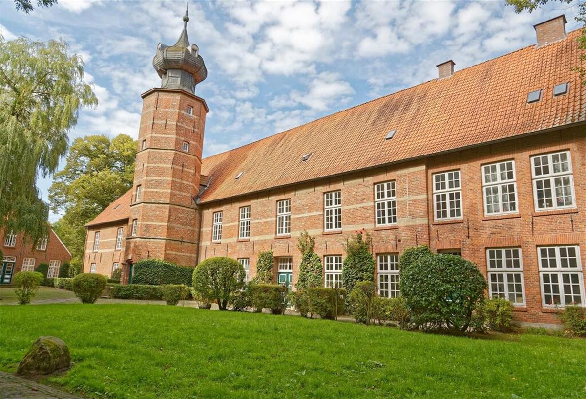 Städte in Norddeutschland entdecken – Von Kulinarik bis Kultur Burg Kniphausen
