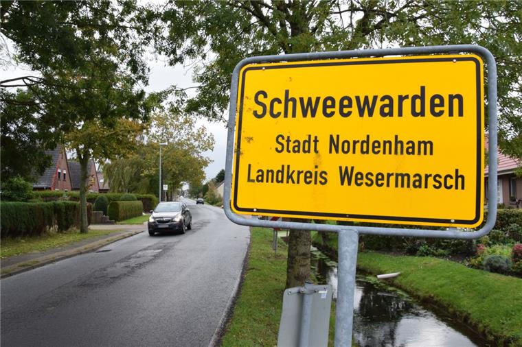 Die Burhaver Straße wird vom 4. November bis voraussichtlich 6. Dezember zwischen Bovinger Tief und Widdersweg – also bis zum Ortsschild am Nordeingang von Schweewarden – auf Vordermann gebracht.  