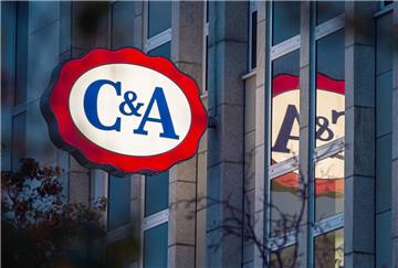 Die C&A-Filialen in Bremerhaven und Cuxhaven sind akut nicht gefährdet. 