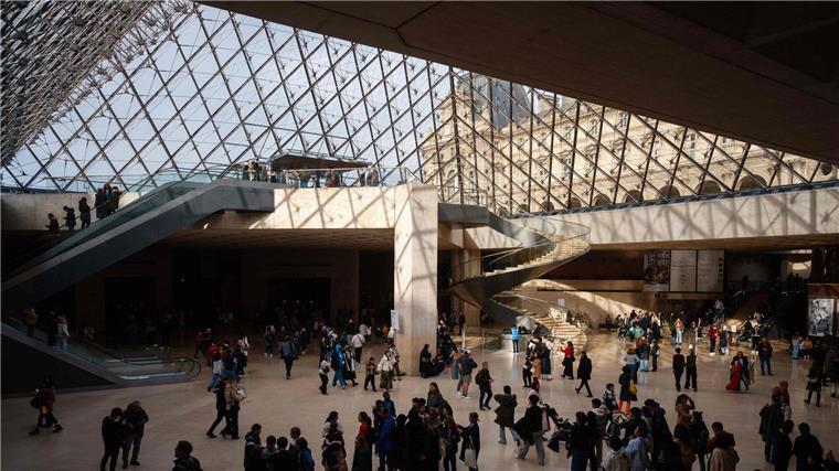 Louvre-Chefin: Weltmuseum in kritischem Zustand Die Chefin des Louvre schlägt Alarm, das Gebäude sei in kritischem Zustand.